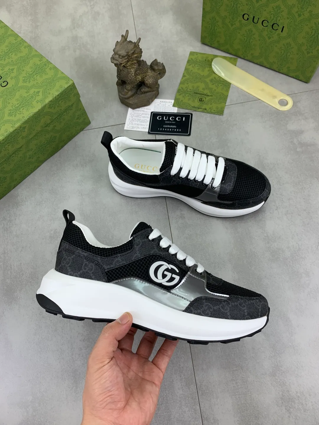 Men's shoes 💰P420💰[New model] (GUCCI) official website's latest 🎁🎁casual and fashionable men's shoes👟, hot style 💥 simple and elegant style, exclusive for trendy men. Unique official website's latest brand double G element 👑Gucci original Decorative, fashionable and generous, the fabric is original frosted calfskin ✅Full imported first-layer pigskin lining, the official website specifies wear-resistant, lightweight original rubber casual outsole, the classic model is taken in real life 🎬38-44 (45 customized) multiple colors available